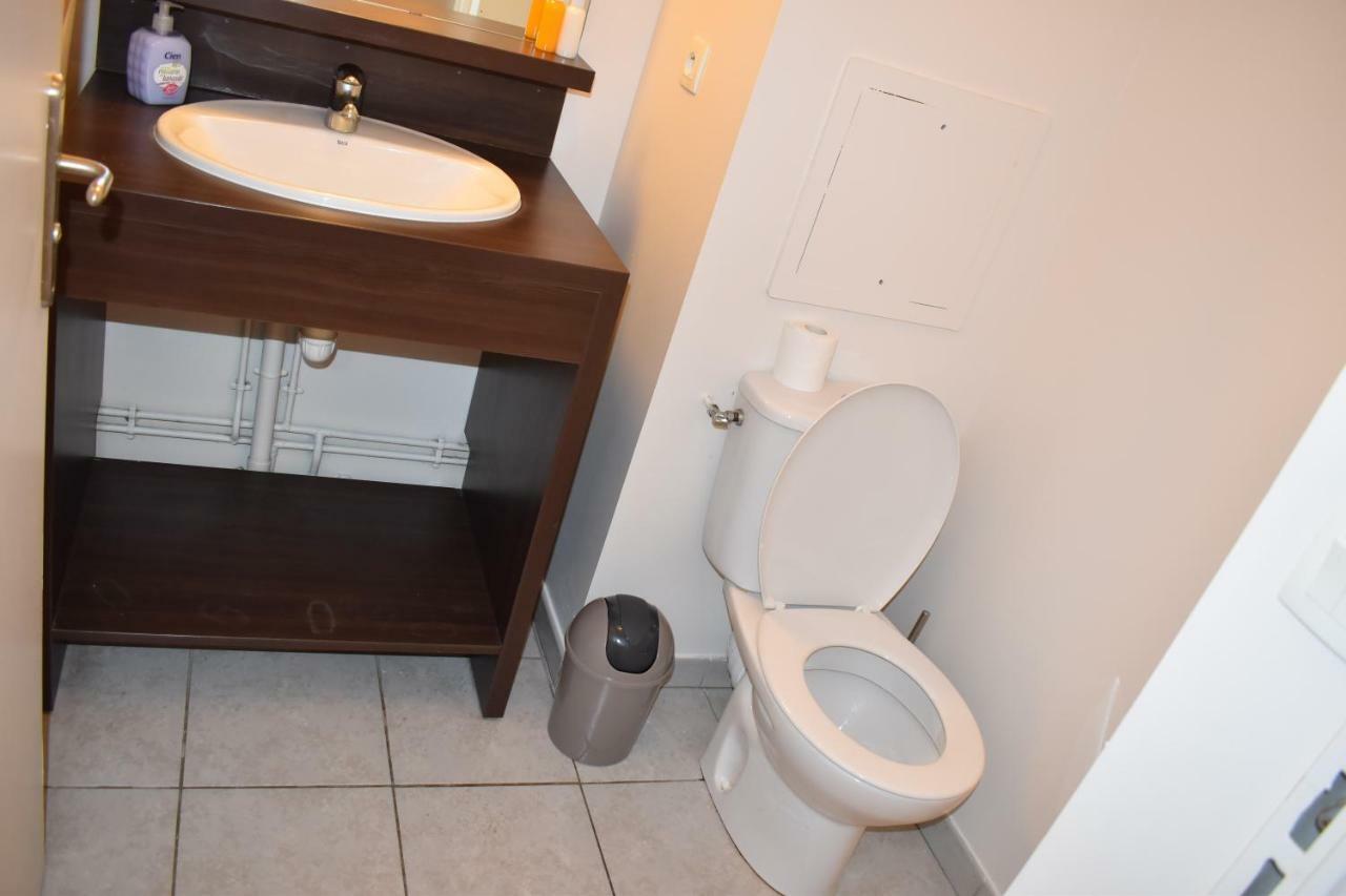 Duplex à 1 kilomètre de Disneyland Paris Montévrain Esterno foto