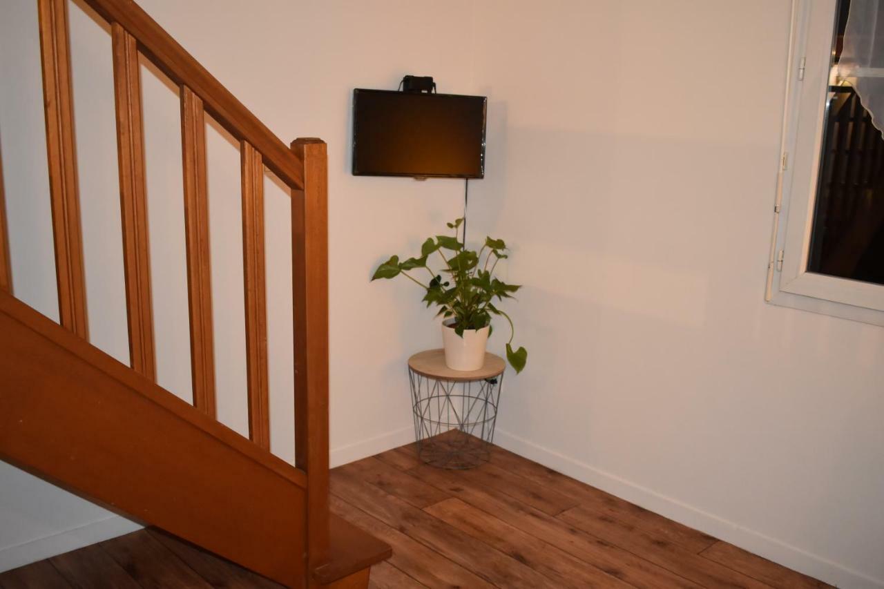 Duplex à 1 kilomètre de Disneyland Paris Montévrain Esterno foto